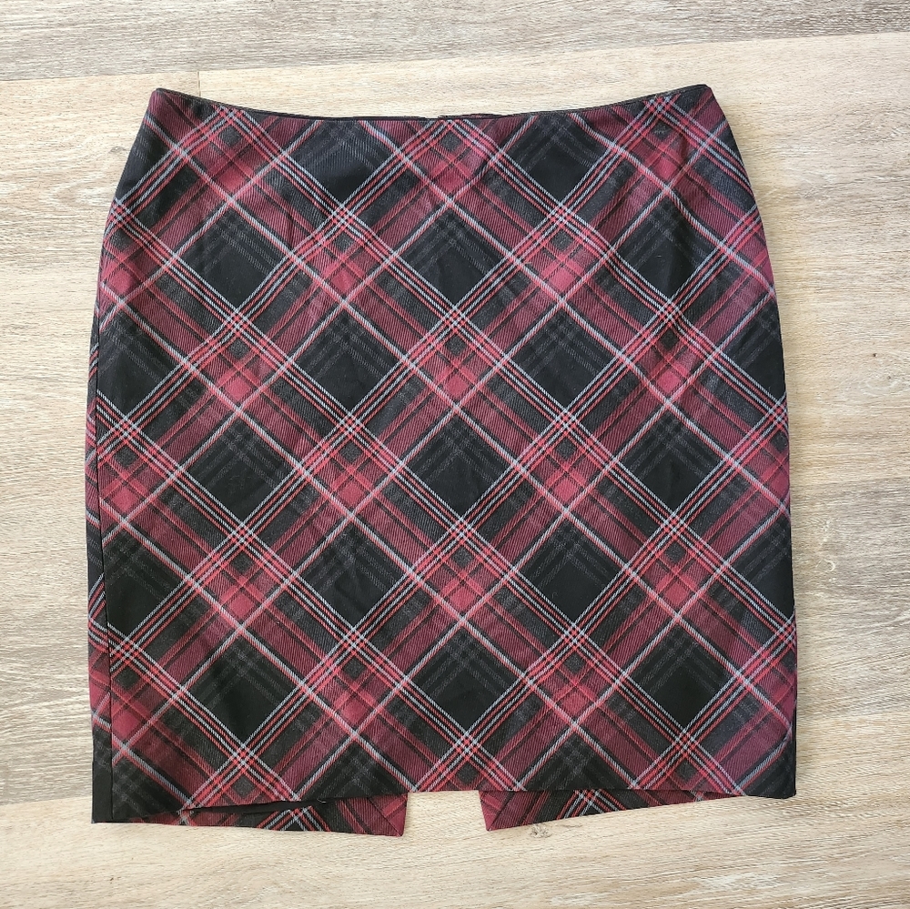 White House Black Market Plaid Skirt